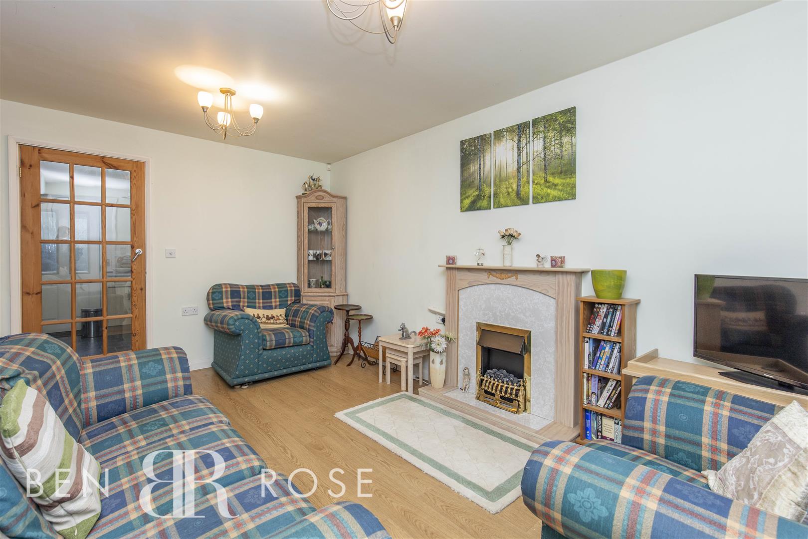 2 bed property in Acer Grove, Preston